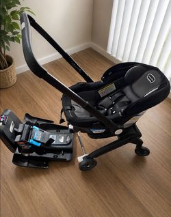 Evenflo Shyft Dual Ride Car seat Stroller Combo