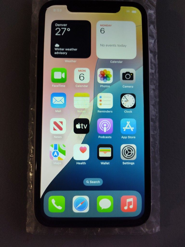 Midnight Flash SALE! IPhone XR 128GB AT&T