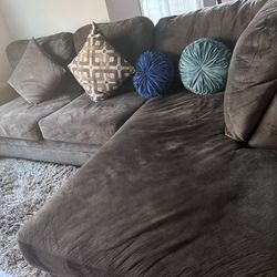 Luxury 2 pc Sectional Sofa