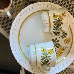 Stangl  Plates/cups