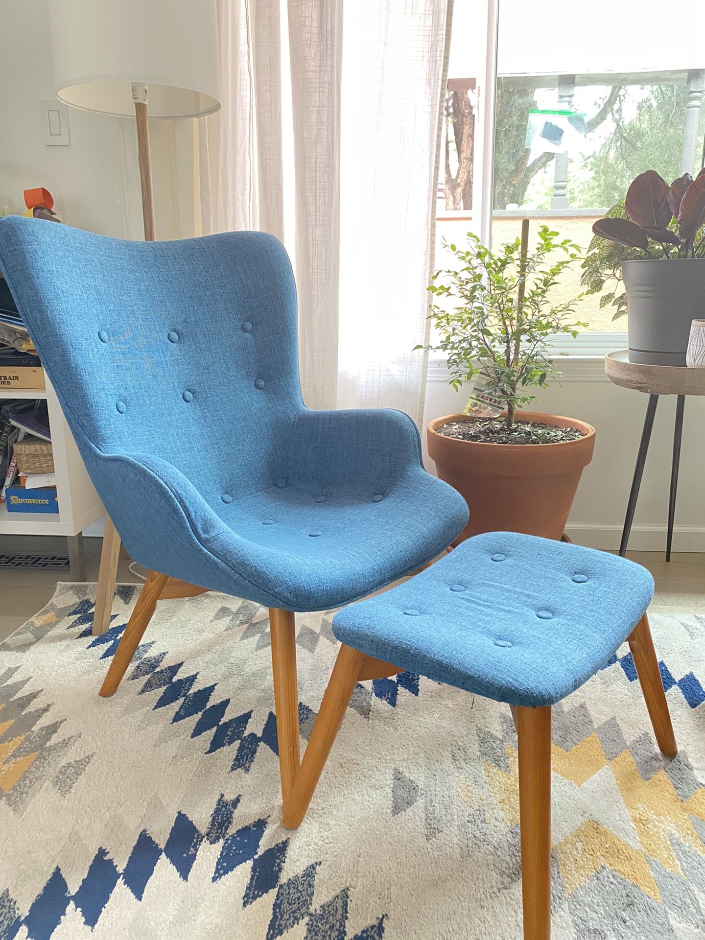 Set Of 2 Chairs And 2 Ottomans - Mid Century 