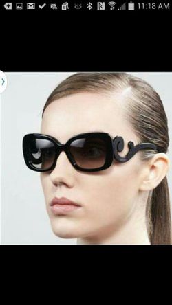 Black sunglasses