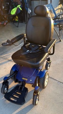 Jazzy Select 6 electric wheelchair