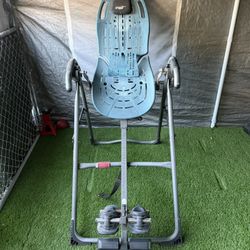 EP-560 Inversion Table