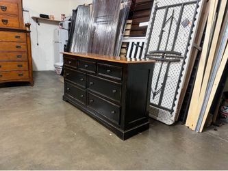 Dresser $160