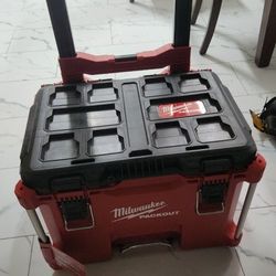 Milwaukee PACKOUT 19 in. Rolling Drawer Tool Box