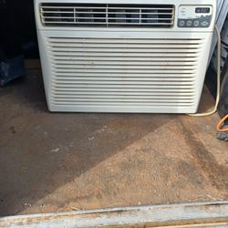 Large Kenmore Room Ac