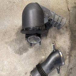 03-04 Cobra Stock Intake With k&n Filter.  