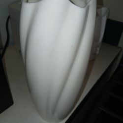  Bone China Vase