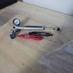 Fox Shock Pump And Tire Removal Tool. Cable Lube