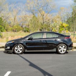 12 Chevy Volt