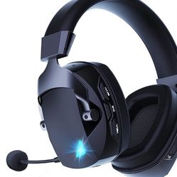 New Headphones With Microphone 