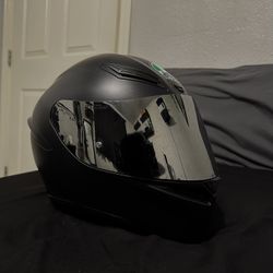 AGV K1 Helmet With Exo Gloves