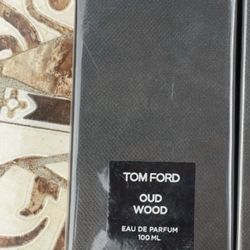  NEW SEALED TOM FORD 3.4 Oz 100 mL Oud Wood Eau De Parfum