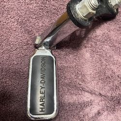 Harley Davison, Passenger Foot Pegs With Brackets