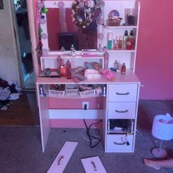 Girls Vanity
