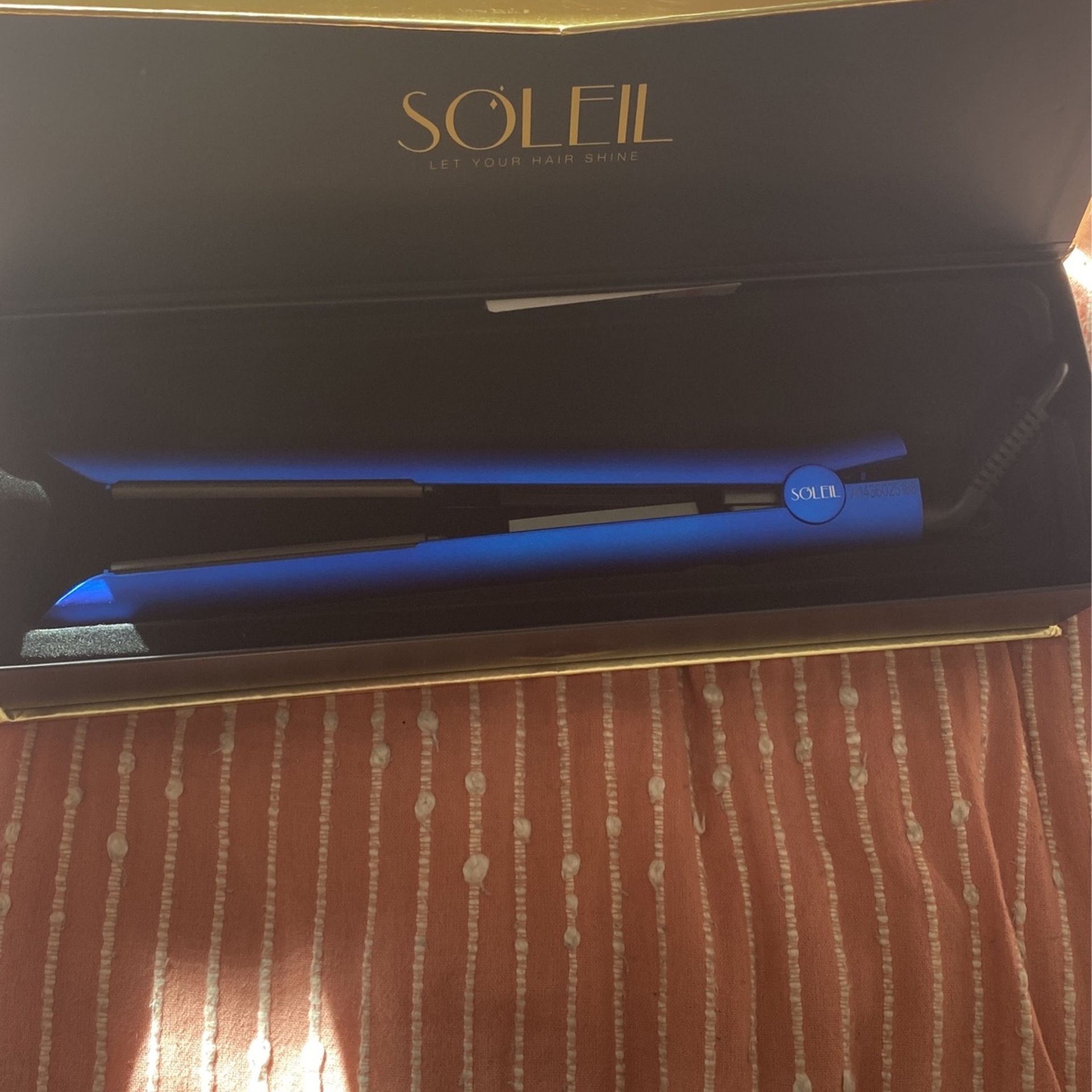 Soleil Flat Iron