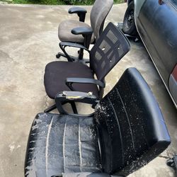 Office Chairs 