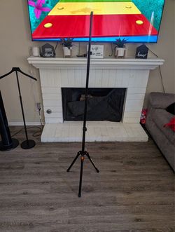Tripod stand