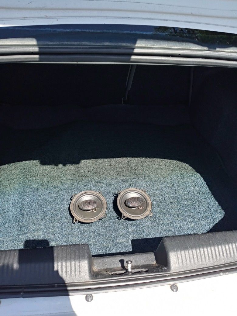 TWO JBL. FRONT SPEAKER'S. GOOD CONDITION. 