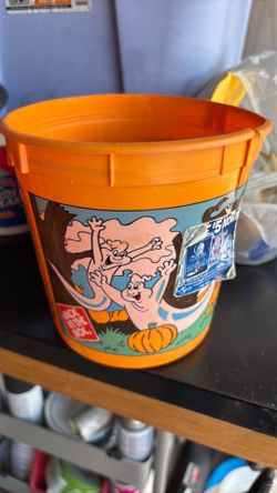 Vintage Jack in the box Halloween bucket from 2003