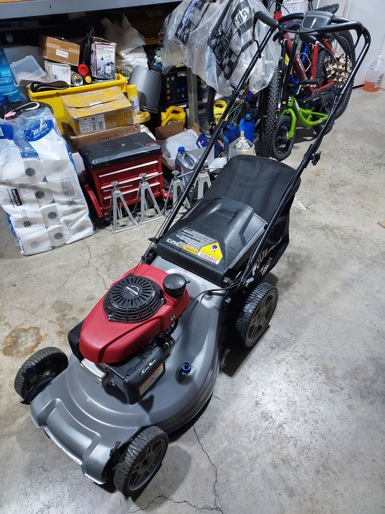 Poulan Honda Lawn Mower