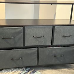 Dresser/tv Stand 