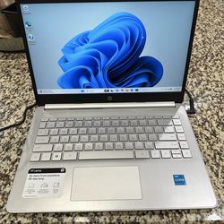 HP Laptop w/ Charging Cord