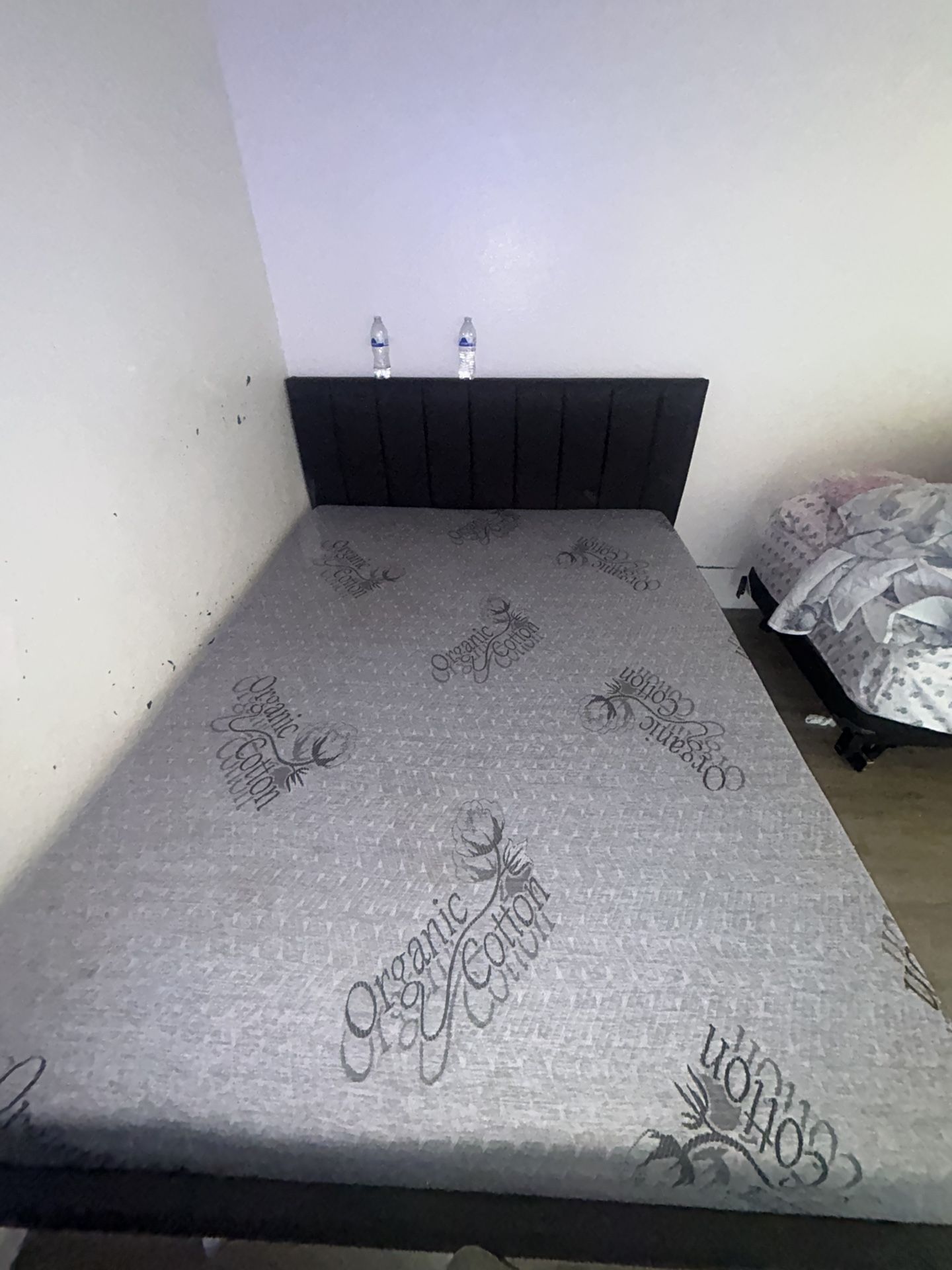 Queen Size Bed Mattress And Bed Frame