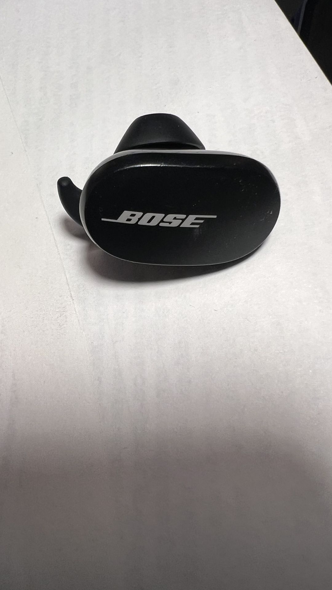 R Bose Ear Bud