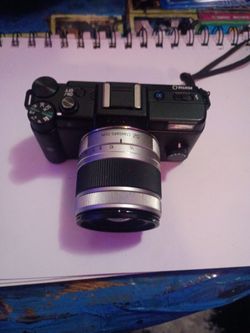 Pentax N73 4.3 volt Digital Camera