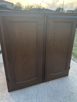 Wood Cabinet / Gabinete De Madera