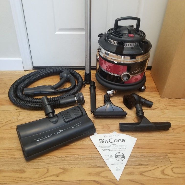 NEW cond FILTER QUEEN 360SS MAJESTIC VACUUM CLEANER WITH ATTACHMENTS , AMAZING POWER SUCTION , WORKS EXCELLENT , IN THE BOX