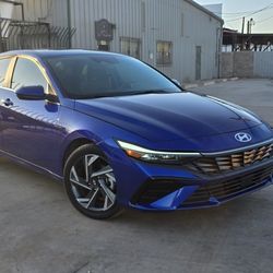 2025 Hyundai Elantra 5k Miles 