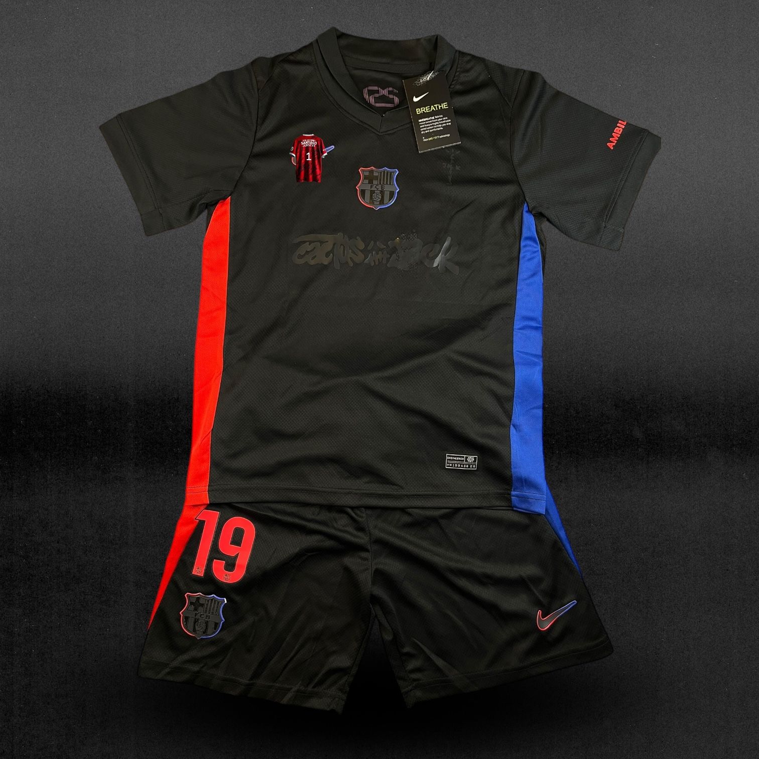 Barcelona kids uniform size 26 (8-9 yr)