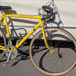 Vintage Cannondale Road Bike 12 Speed Rides Well Racing Bicycle 90s Retro Yellow USA  