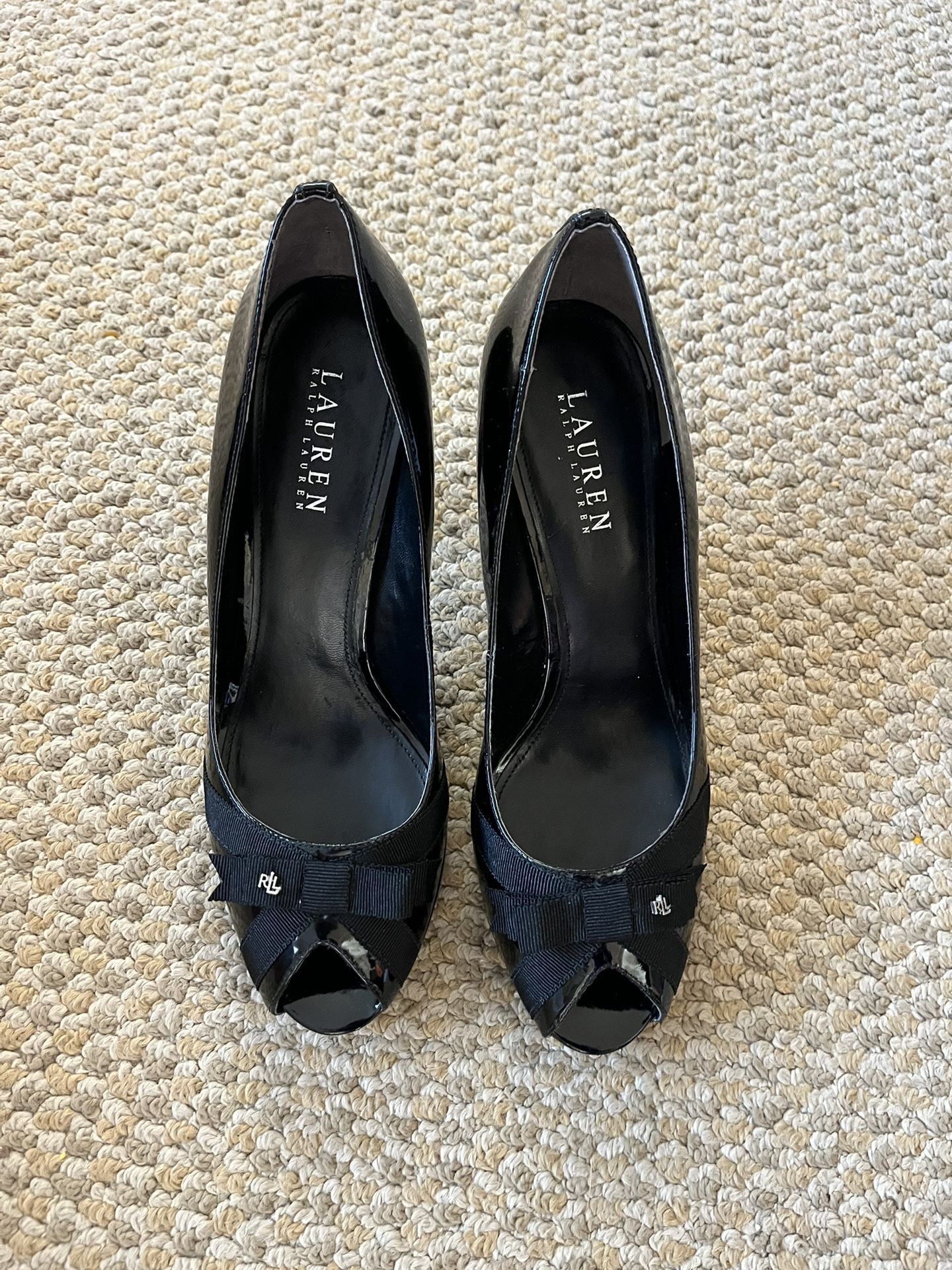 Ralph Lauren Black Patent Leather Peep Toe Heels Size 10M