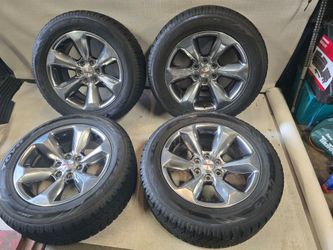 4 polished aluminum 20" 6x139.7mm 6×5.5 rims for GMC Sierra Yukon on Toyo Observe