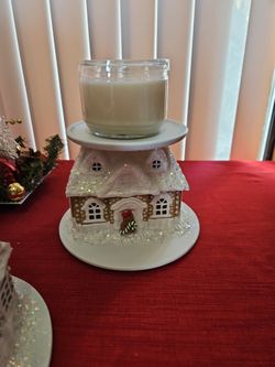 Gingerbread House Christmas Candle