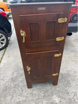 Antique ice box