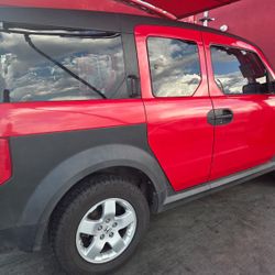 2005 Honda Element