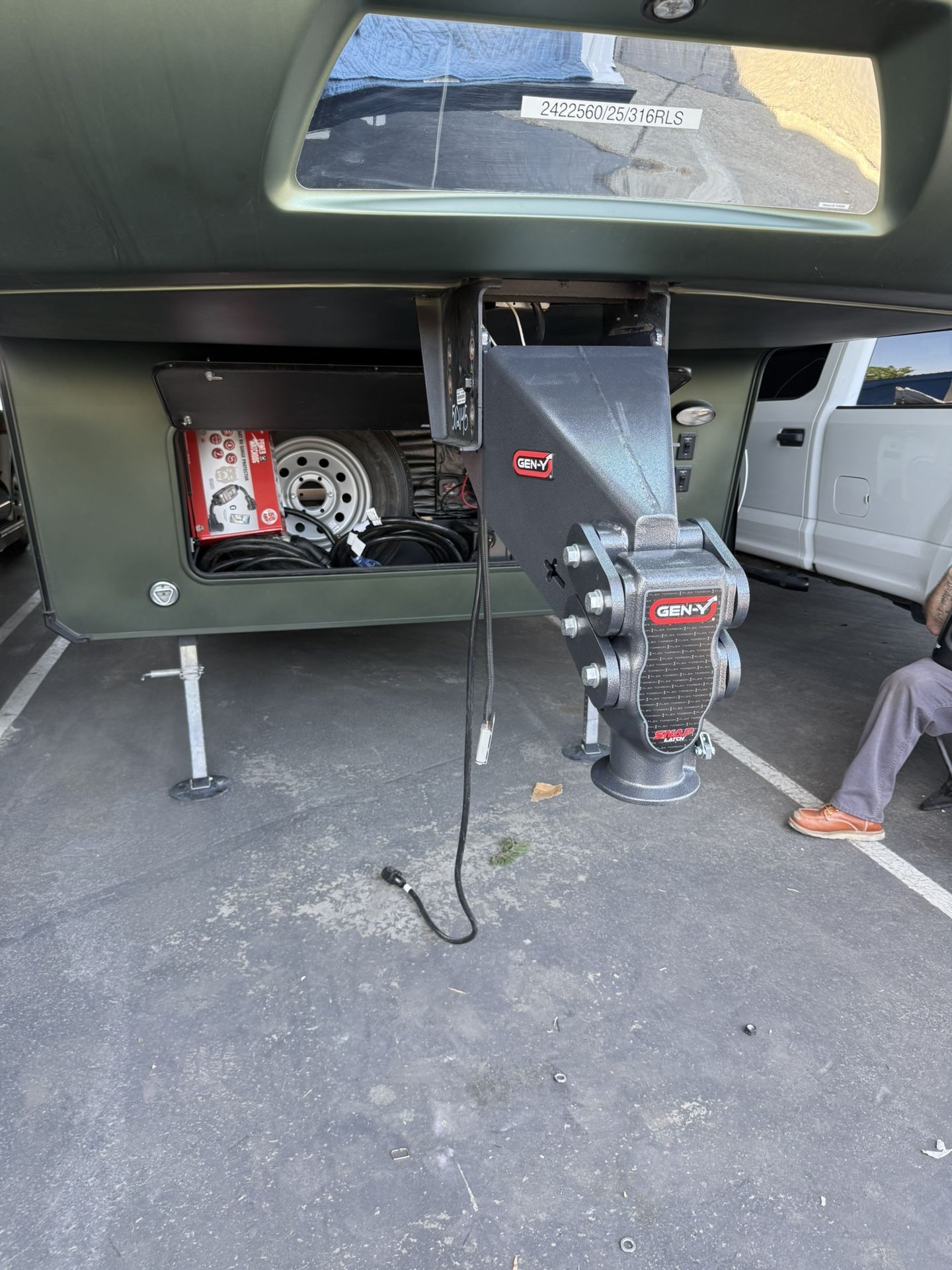 Gen Y Goose Neck Hitch