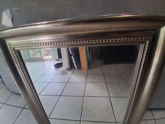 Elegant restroom medicine cabinet