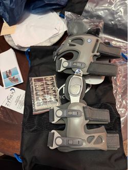 NEW Zynex Pro OA Knee Braces – LEFT & RIGHT – Universal – Never Used  Price: $250 each or $450 for the pair (OBO)