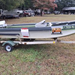 15 Ft Fiberglass Boat. 