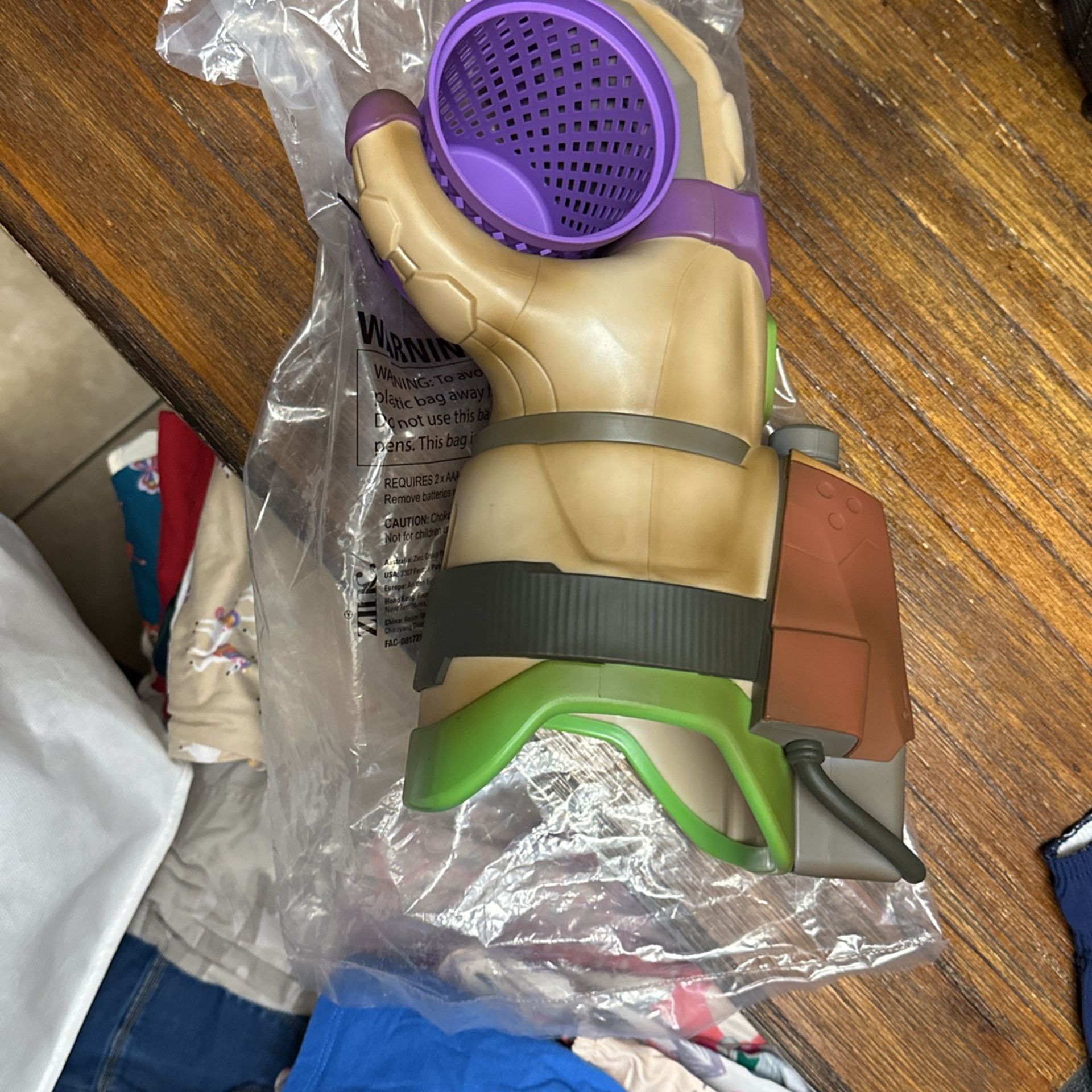 Disney Park Buzz Light Year Gauntlet 