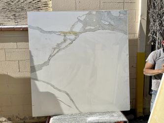 Porcelain Remnant Slab, 60”x63”