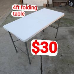 4ft Folding Table