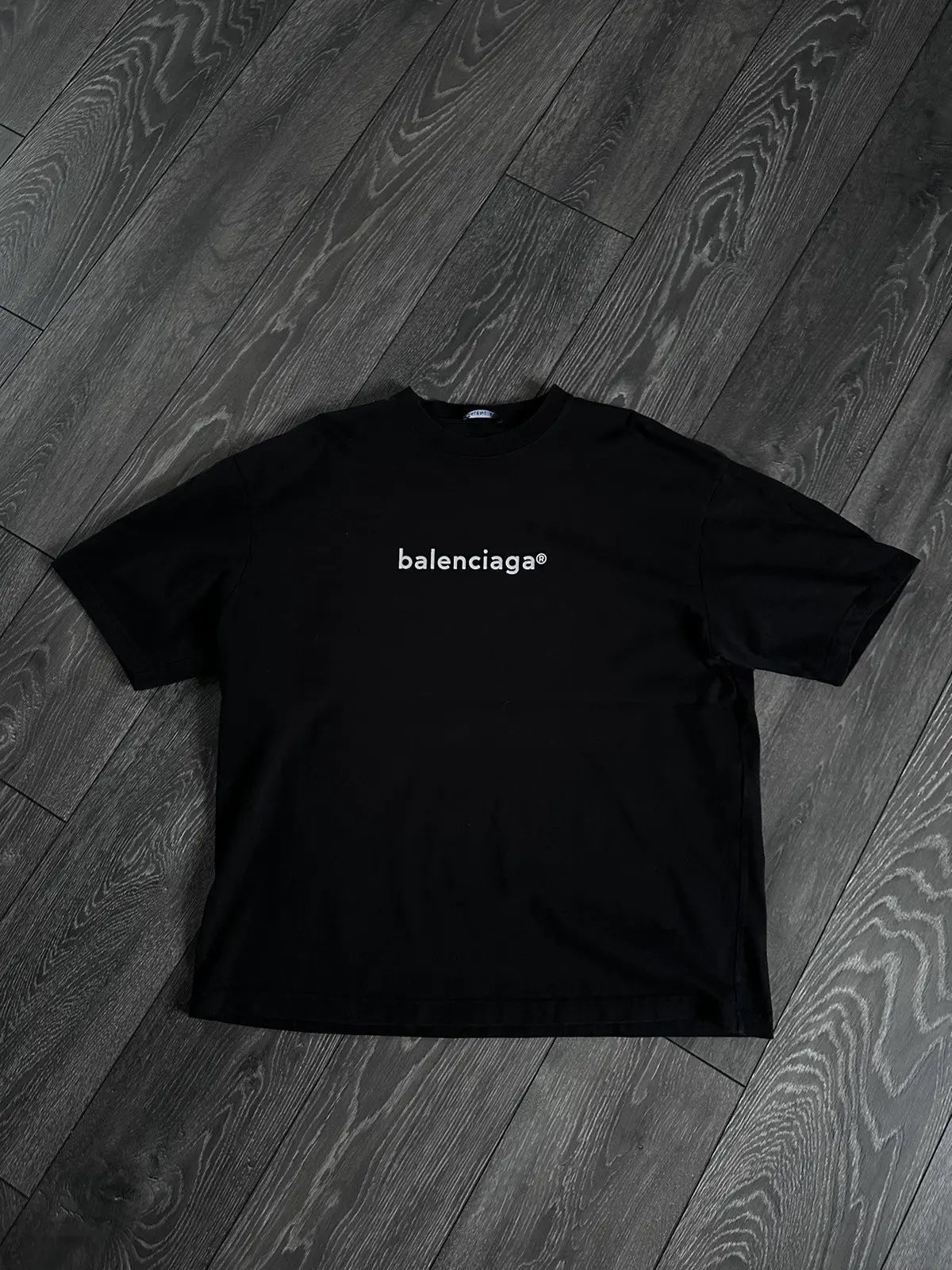 Balenciaga black logo-detail t-shirt