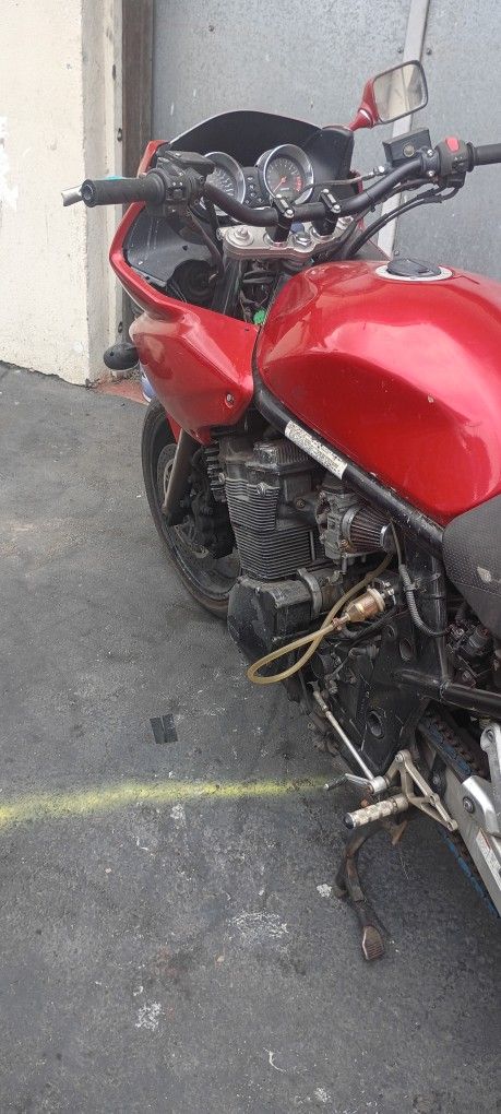 2005 Suzuki Bandit Gsf 1200